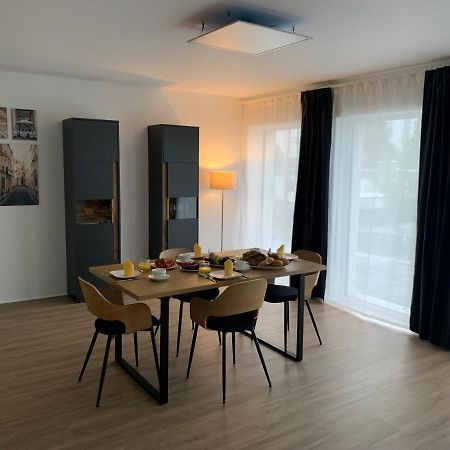 Eifel24, Neues Und Barrierefreies Appartement Mit Terrasse Schwirzheim Luaran gambar
